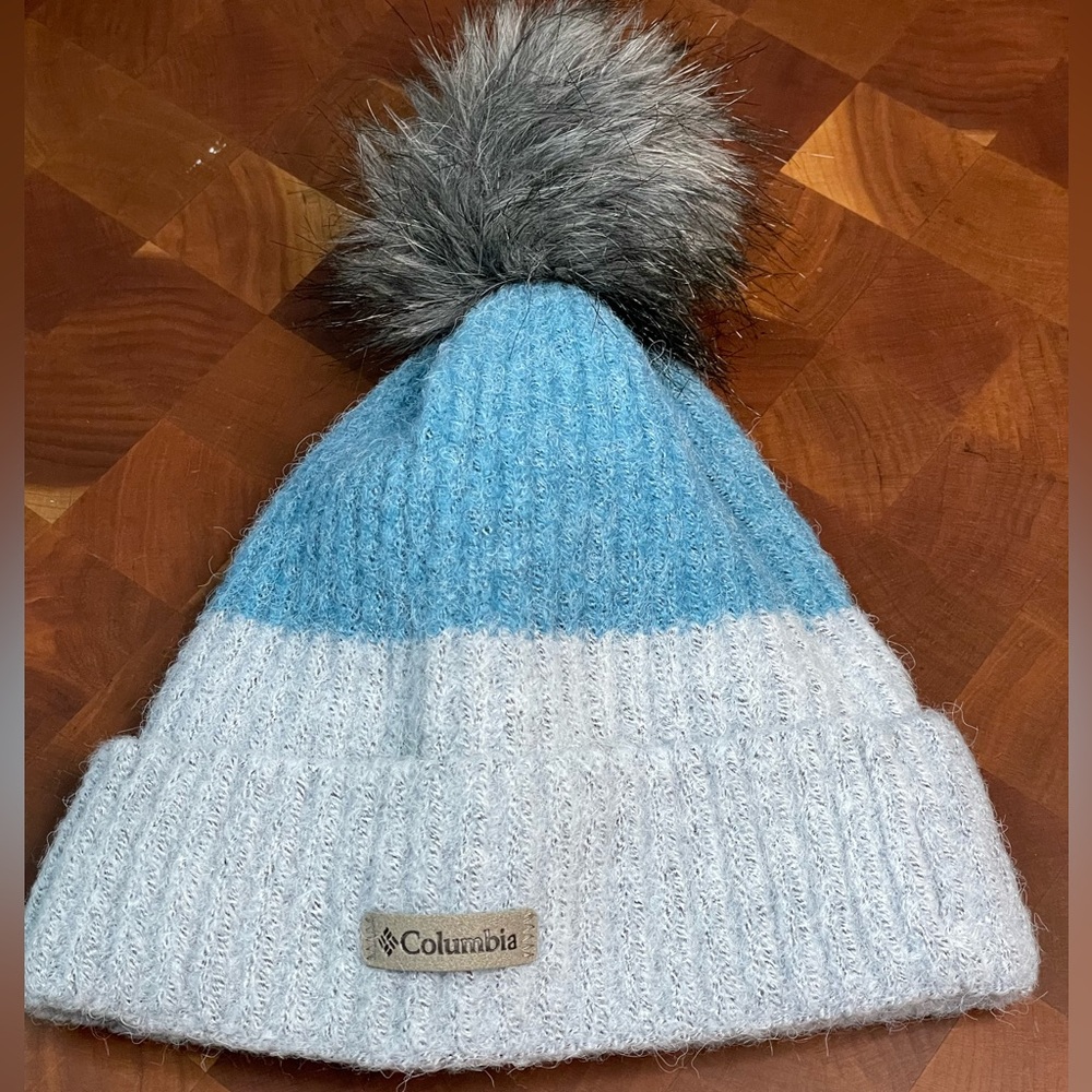 Columbia Pristine Peak Pom Beanie_Unisex Hat